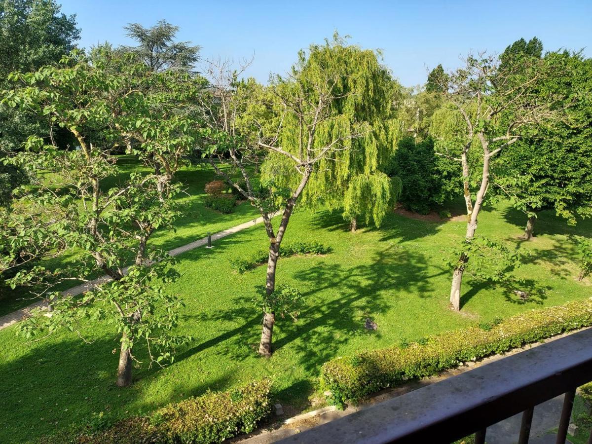 Villecresnes Les Jardins D'Atilly מראה חיצוני תמונה